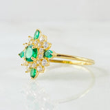Anillo Flor Estrellada 1.85gr / T7 1/4 / Oro Amarillo 18K ©