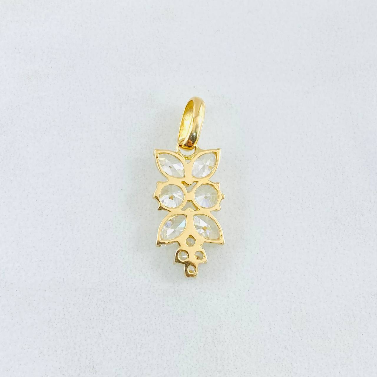 Dije Espiga Seguida 1.35gr / 2.2cm / Oro Amarillo 18K ©