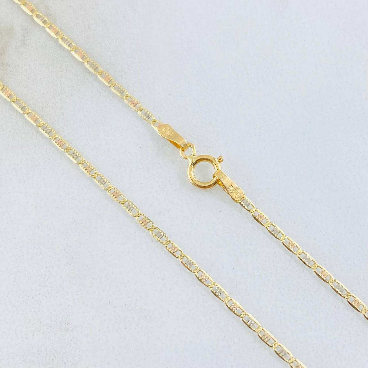 Cadena Plana 1.3gr / 40cm / Tres Oros +3 18K *