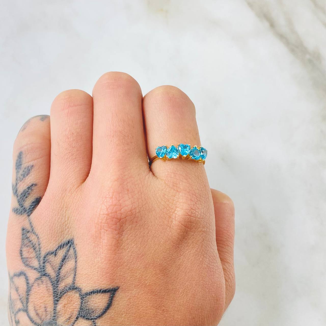 Anillo Corazones Línea 1.5gr / T6 / Oro Amarillo 18K
