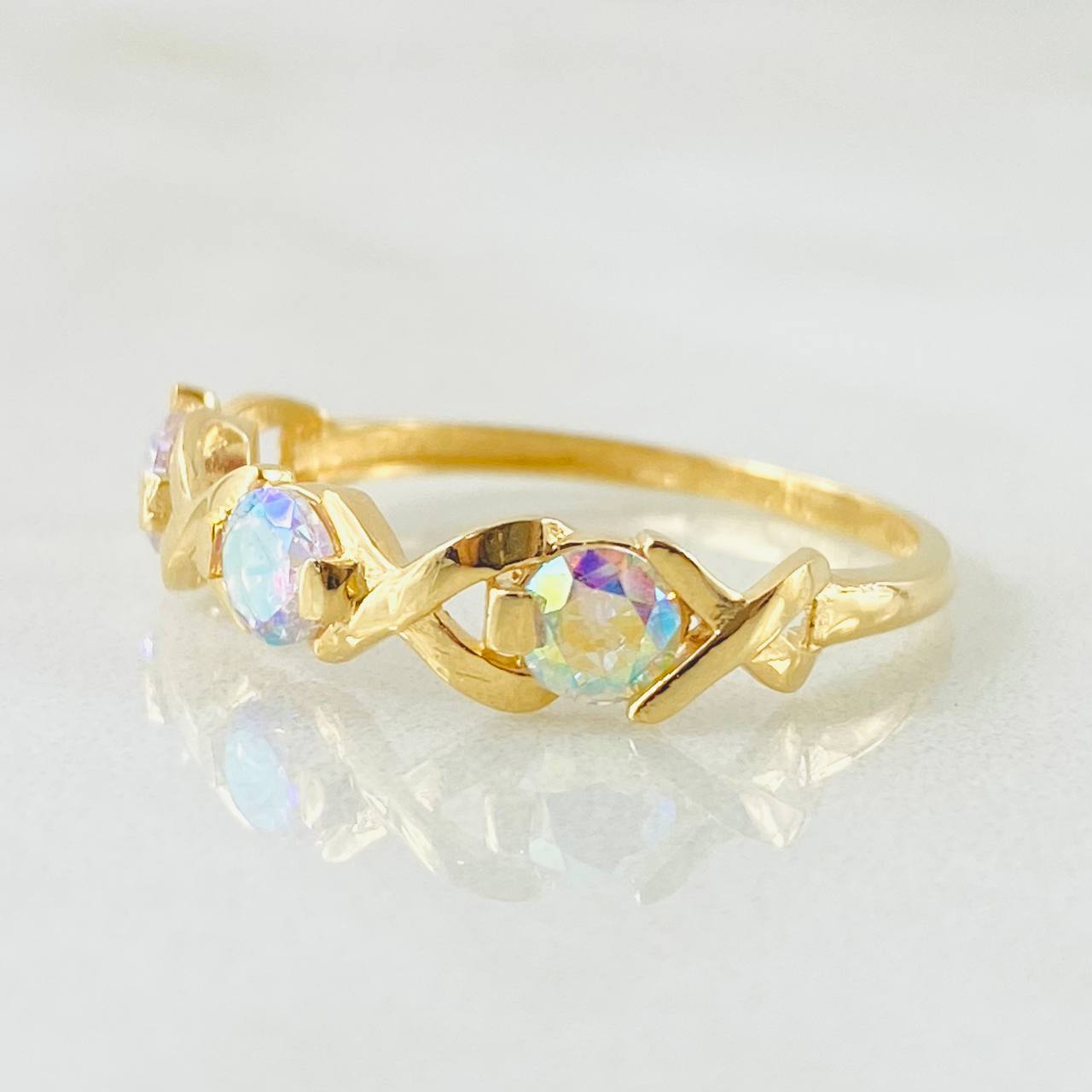 Anillo Prismal 2.25gr / T6 / Oro Amarillo 18K