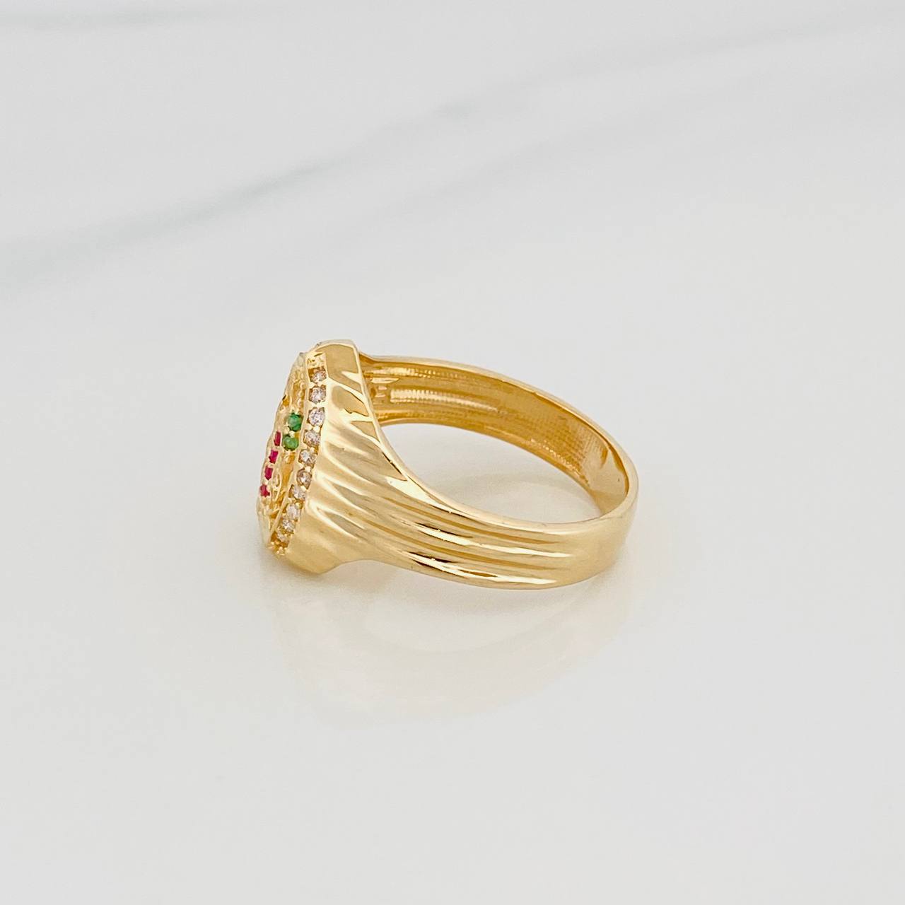 Anillo Virgen Guadalupe 3.95 g / T7 3/4 Oro Amarillo 18K