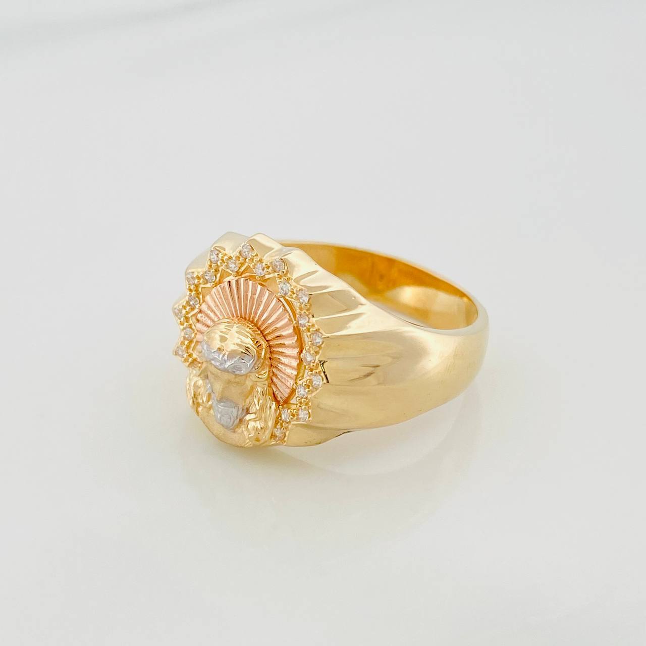 Anillo Rostro Cristo 6.9 g / T10 Tres Oros 18K