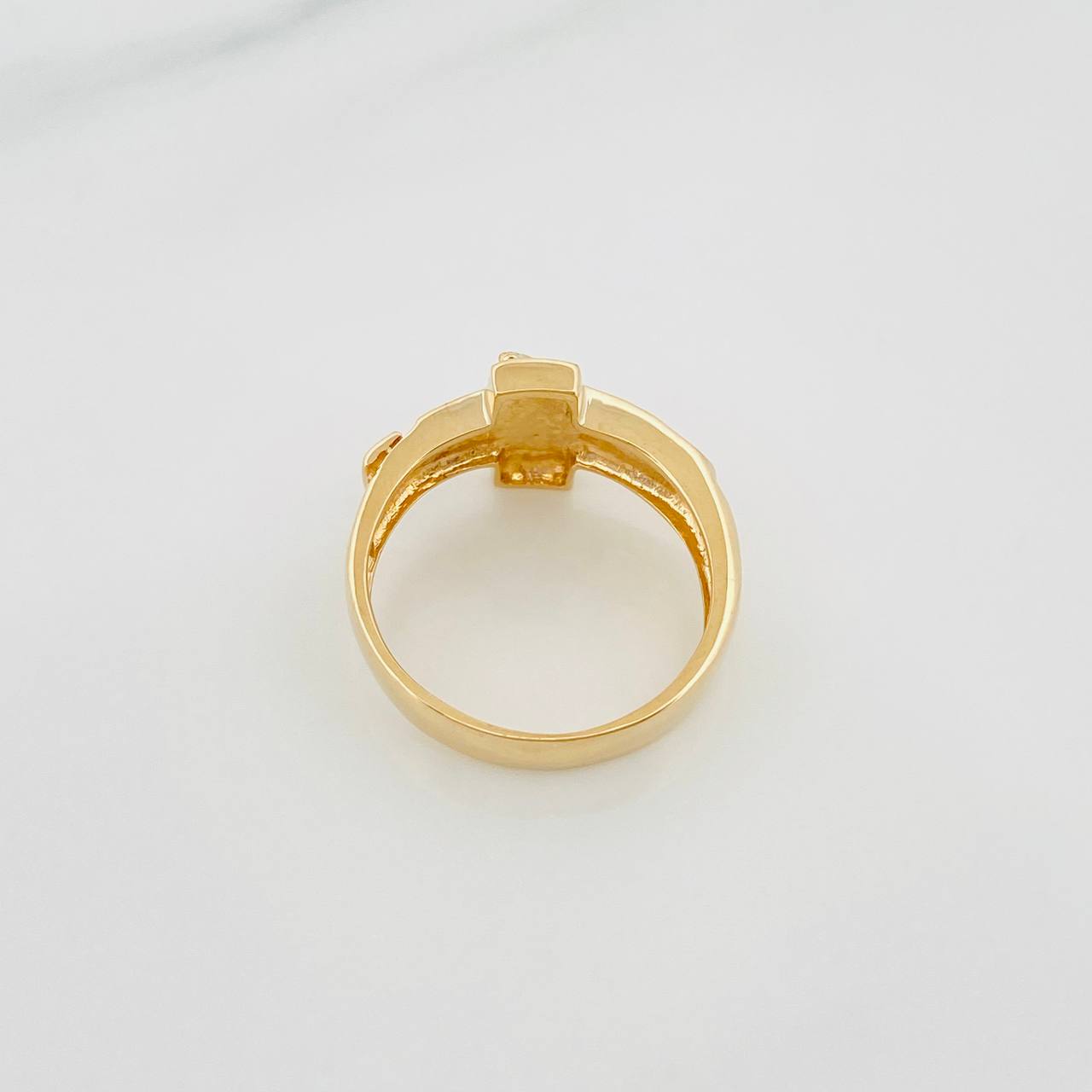 Anillo Cruz 5.75 g / T8 3/4 Oro Amarillo 18K