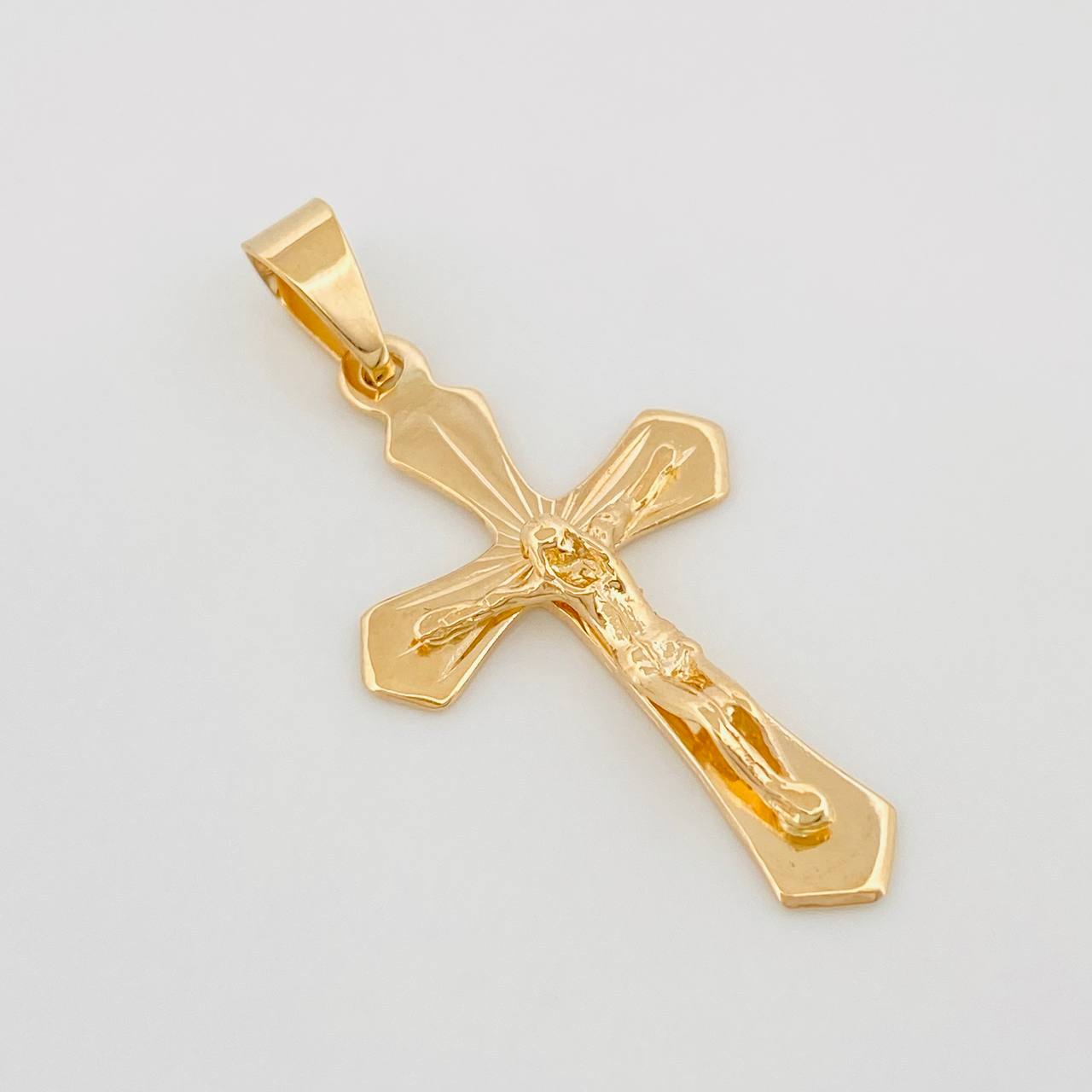 Dije Cristo Cruz 2.95 g / 3.8 cm Oro Amarillo 18K