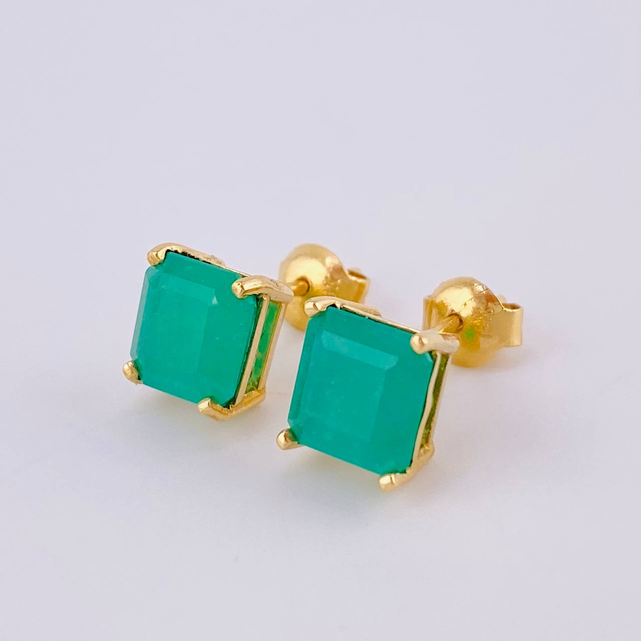 Topos Esmeralda Imperial 4,20 Qts 2.9 g / 8.2 mm Oro Amarillo 18K