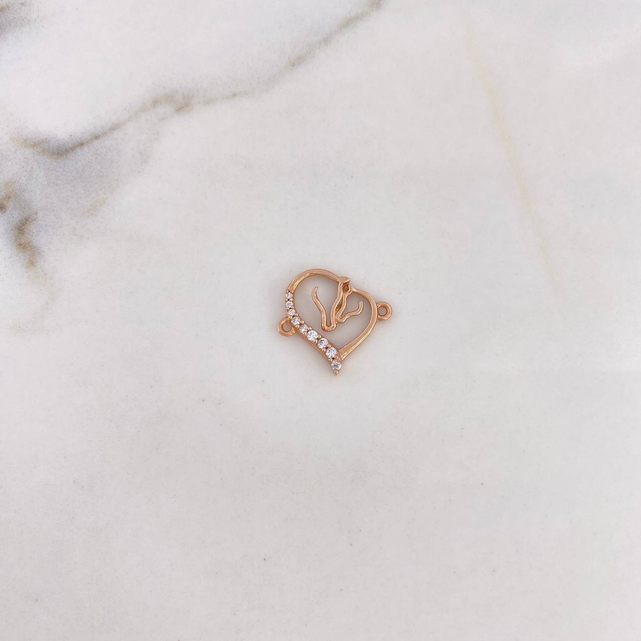 Herraje Corazon  0.9gr / 1.5cm / Circones Blancos Oro Rosa 18K $