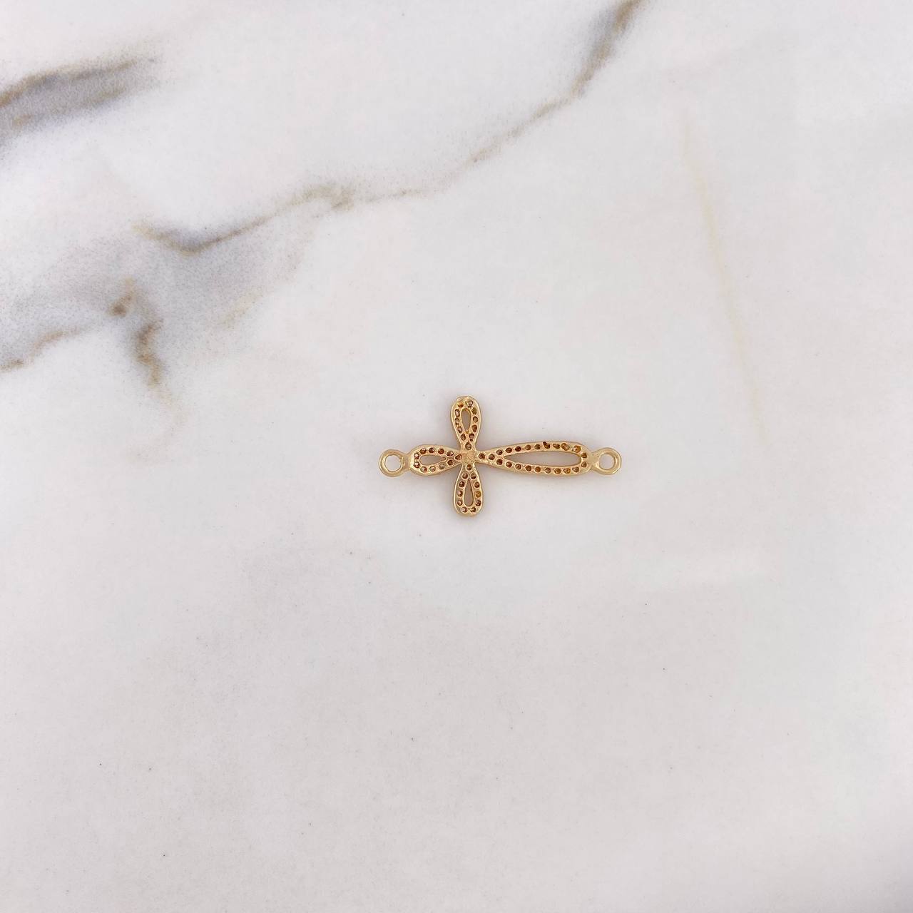 Herraje Cruz 1.25gr / 2.8cm / Circones Blancos Oro Amarillo 18K &