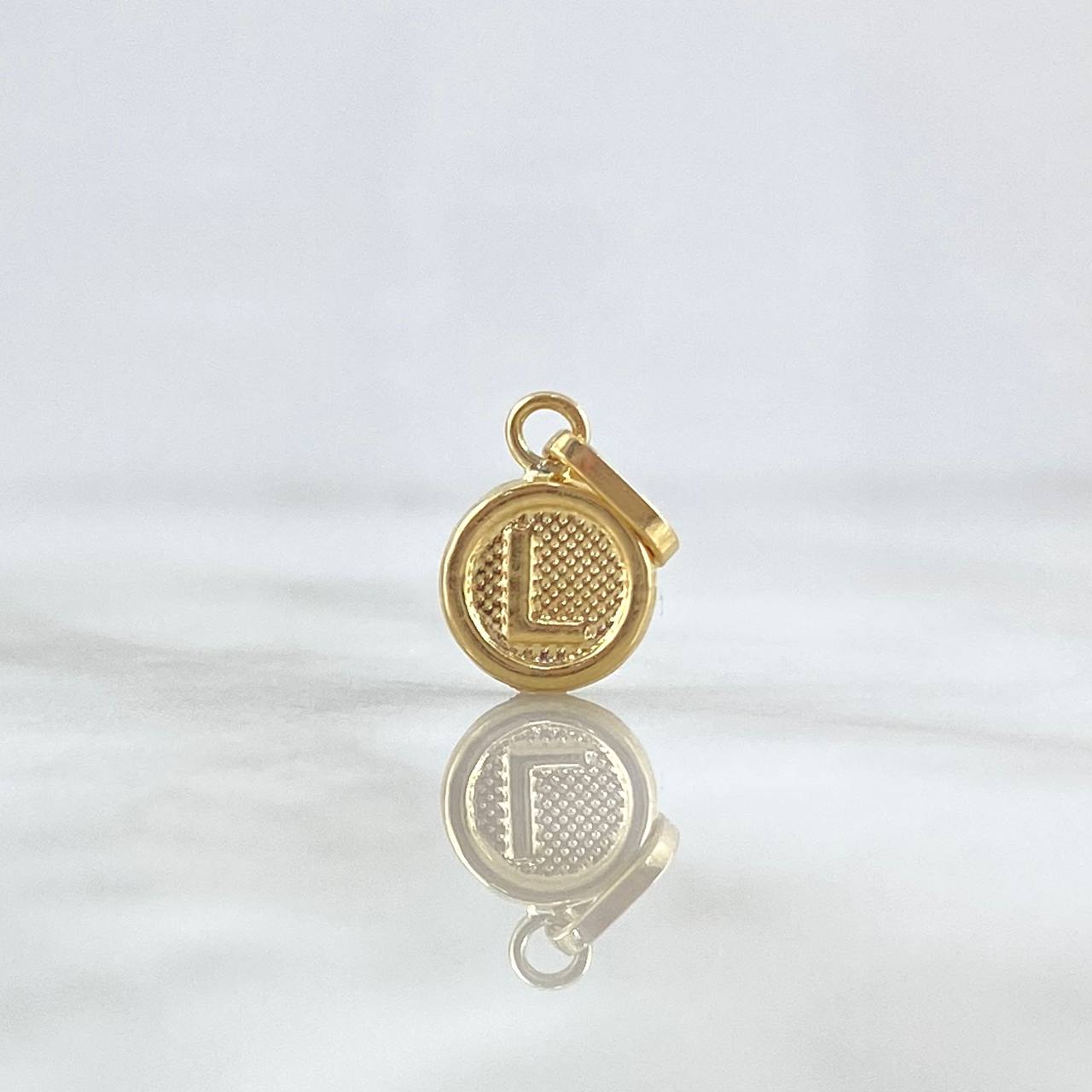Dije Letra L 0.6gr / 1.5cm / Circulo Texturizado Rayado Oro Amarillo 18K