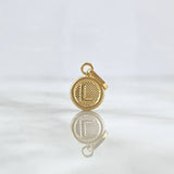 Dije Letra L 0.5gr / 1.5cm / Circulo Texturizado Rayado Oro Amarillo 18K