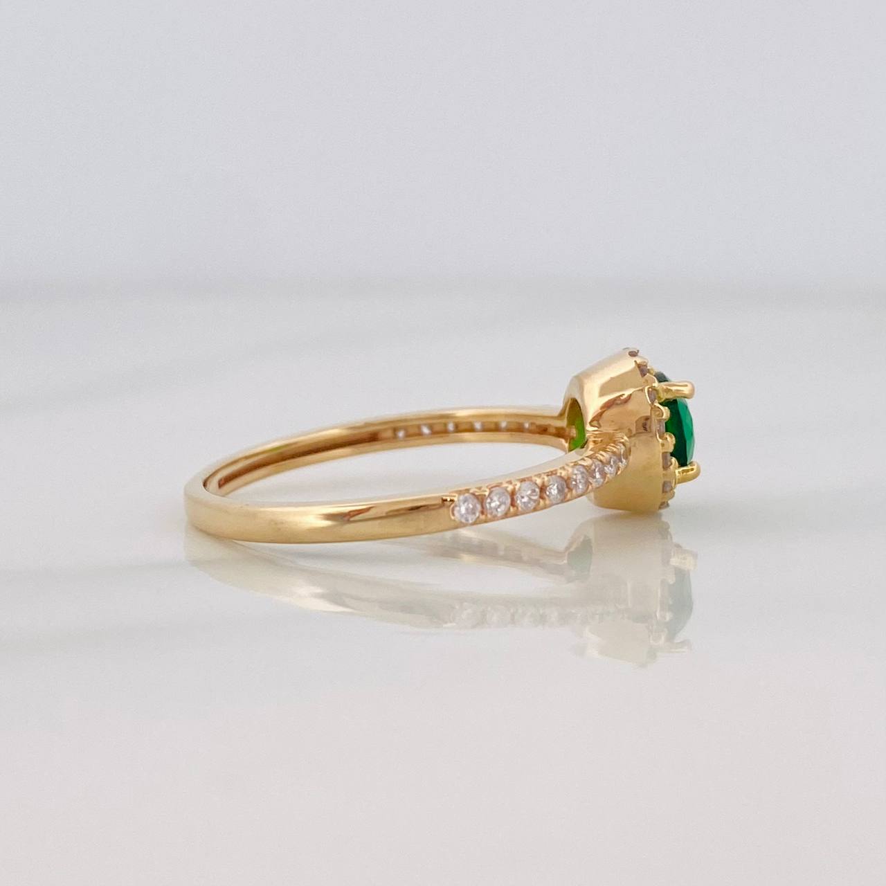 Anillo Solitario Halo 2.3g / T7 Oro Amarillo 18K