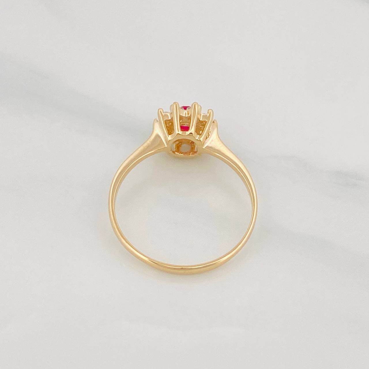 Anillo Halo Flor 1.9g / T5 3/4 Oro Amarillo 18K