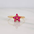 Anillo Flor 1.45g / T7 1/2 Oro Amarillo 18K