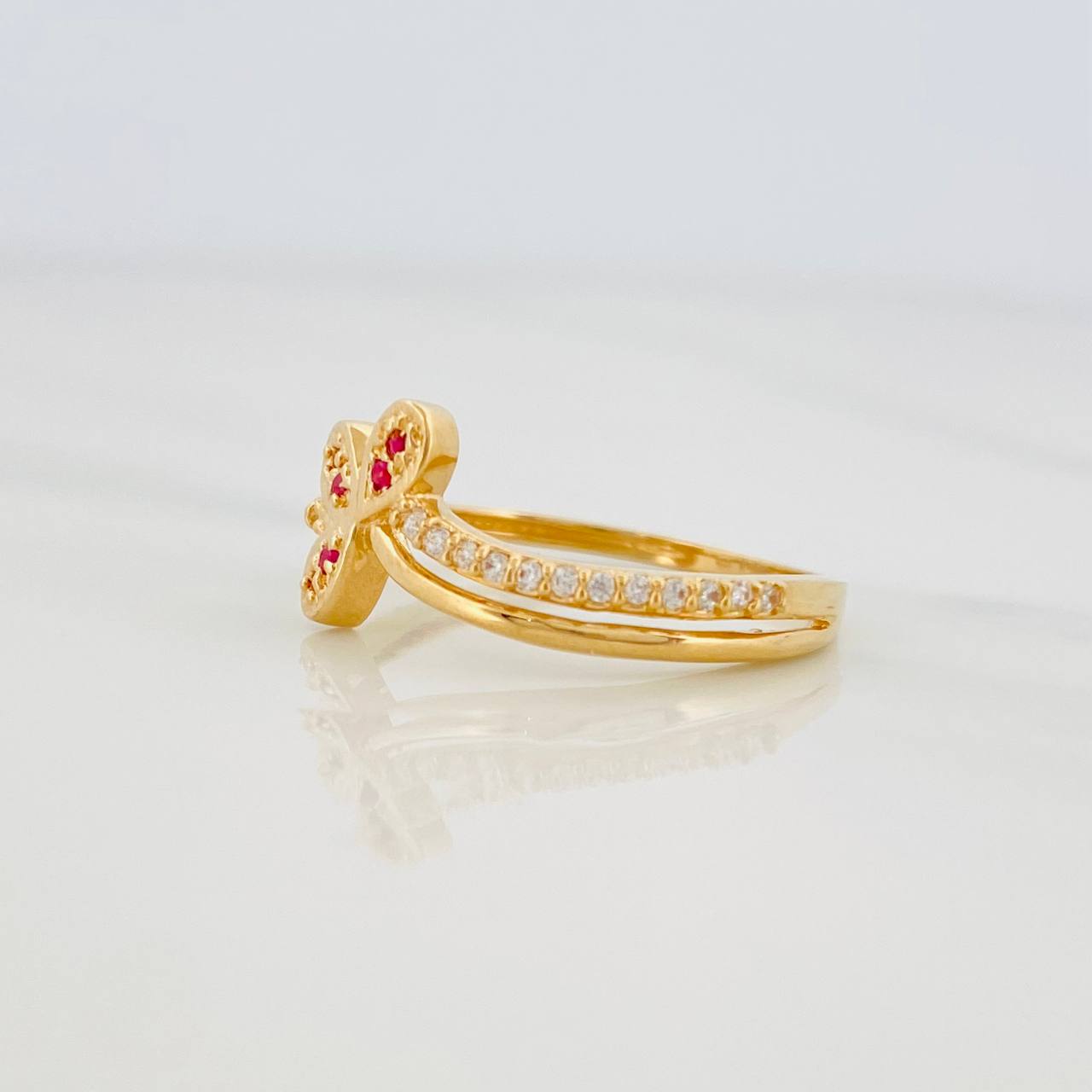 Anillo Flor Churumbela 2.15g / T6 1/2 Oro Amarillo 18K