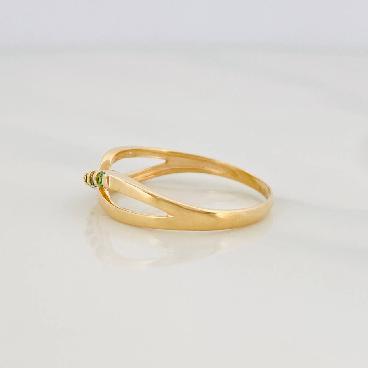 Anillo Infinito 1.65g / T6 1/2 Oro Amarillo 18K