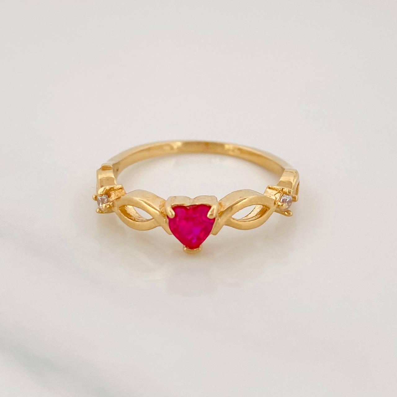 Anillo Corazon Infinito 2.1g / T6 1/4 Oro Amarillo 18K