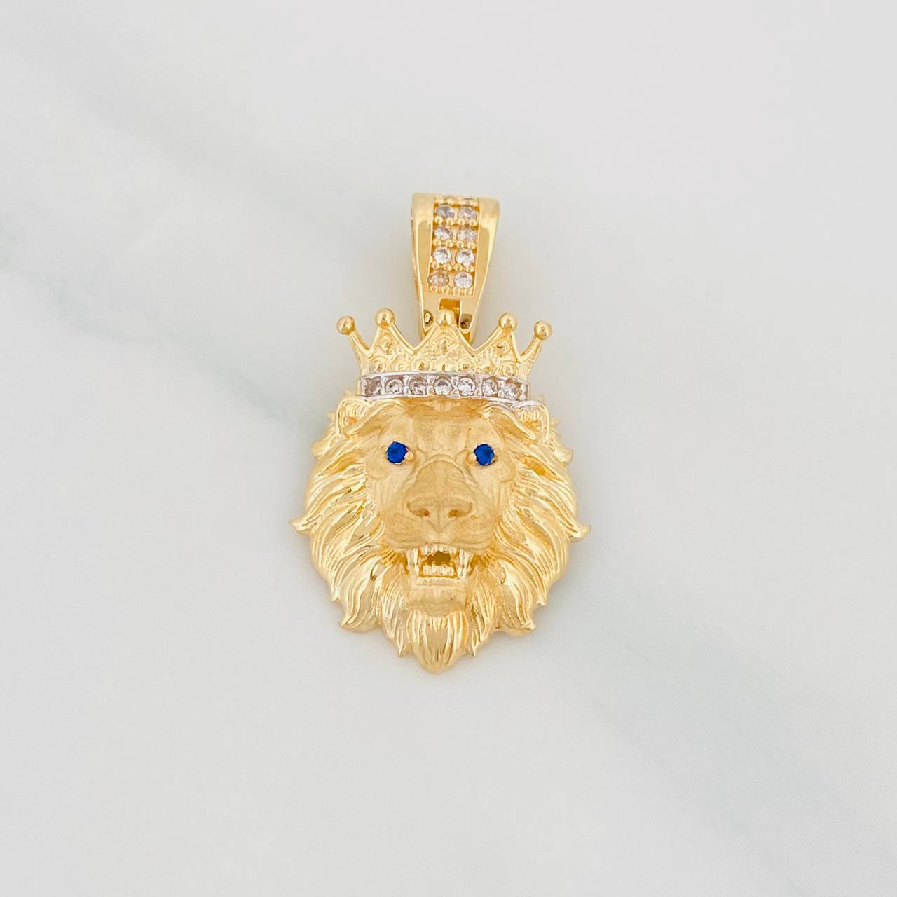 Dije Leon 3.8g / 2.6cm Dos Oros Amarillo Blanco 18K