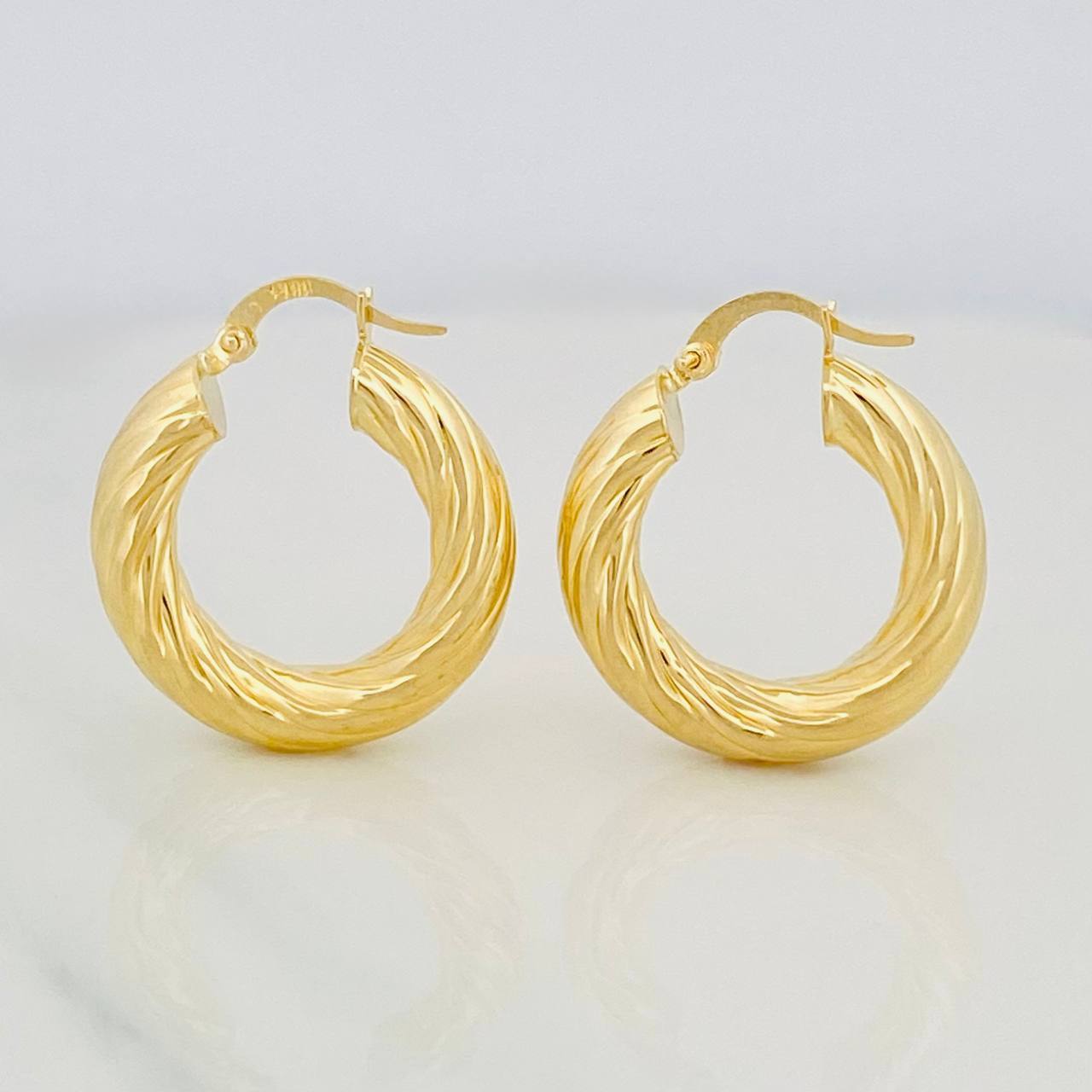 Candongas Mati 4.25g / 2.6cm Oro Amarillo 18K