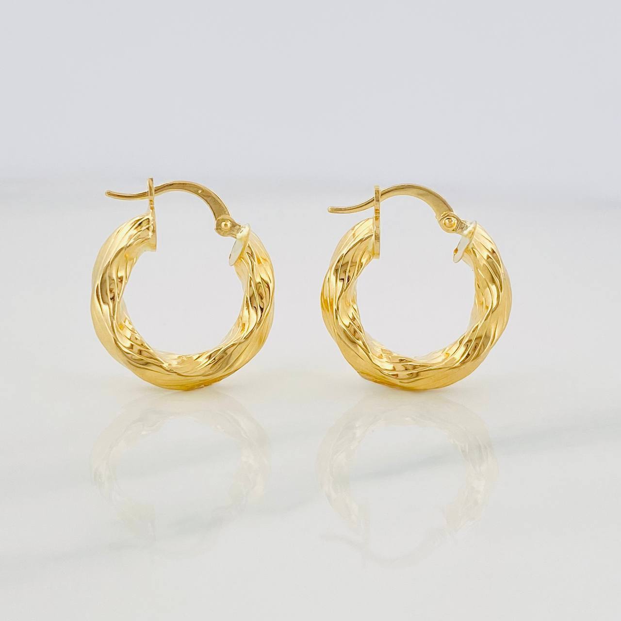 Candongas Kari Rayada 2.6g / 2cm Oro Amarillo 18K