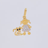 Dije Niña y Gato 1.05g / 1.9cm Dos Oros Amarillo Blanco 18K