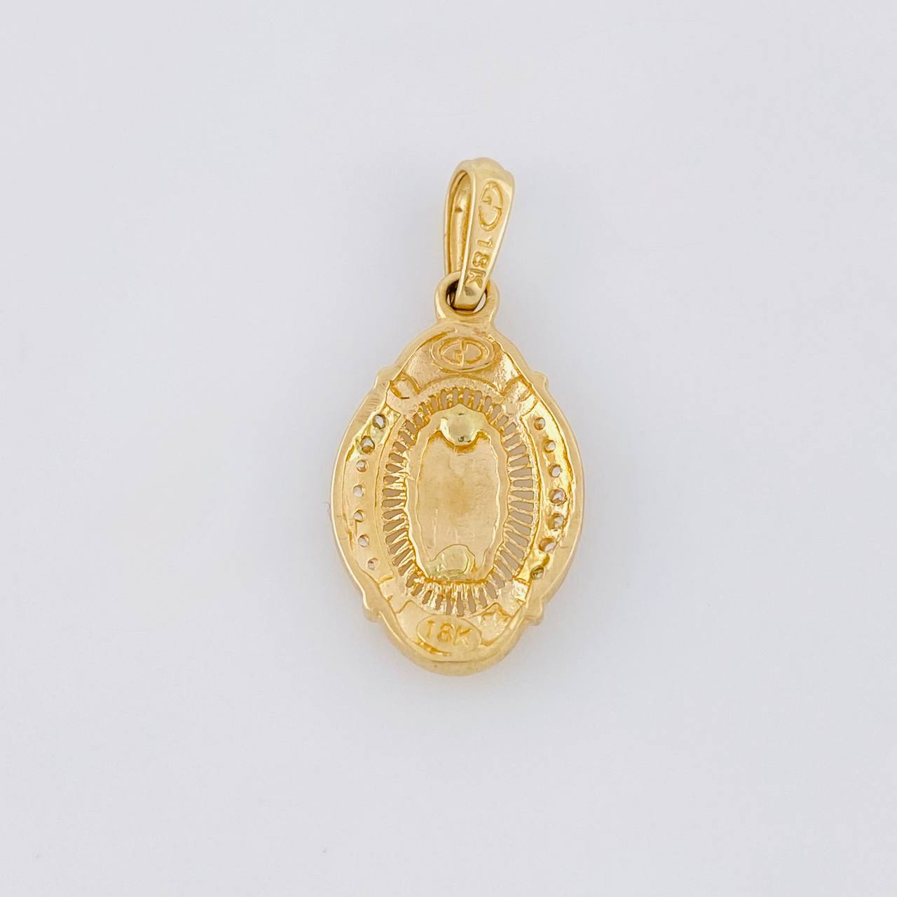Dije Virgen de Guadalupe Ovalada 1.9g / 2.4cm Oro Amarillo 18K