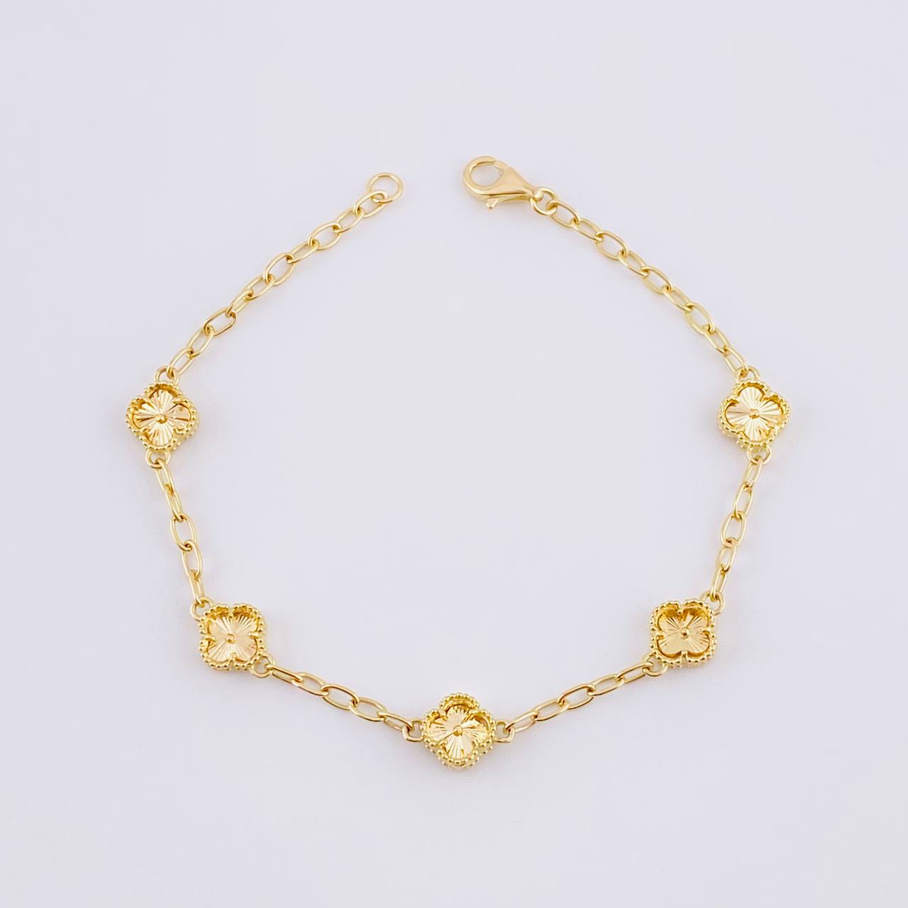 Pulso Aro Seguido Trébol 5.3g / 18.5cm / 2.5mm Oro Amarillo 18K