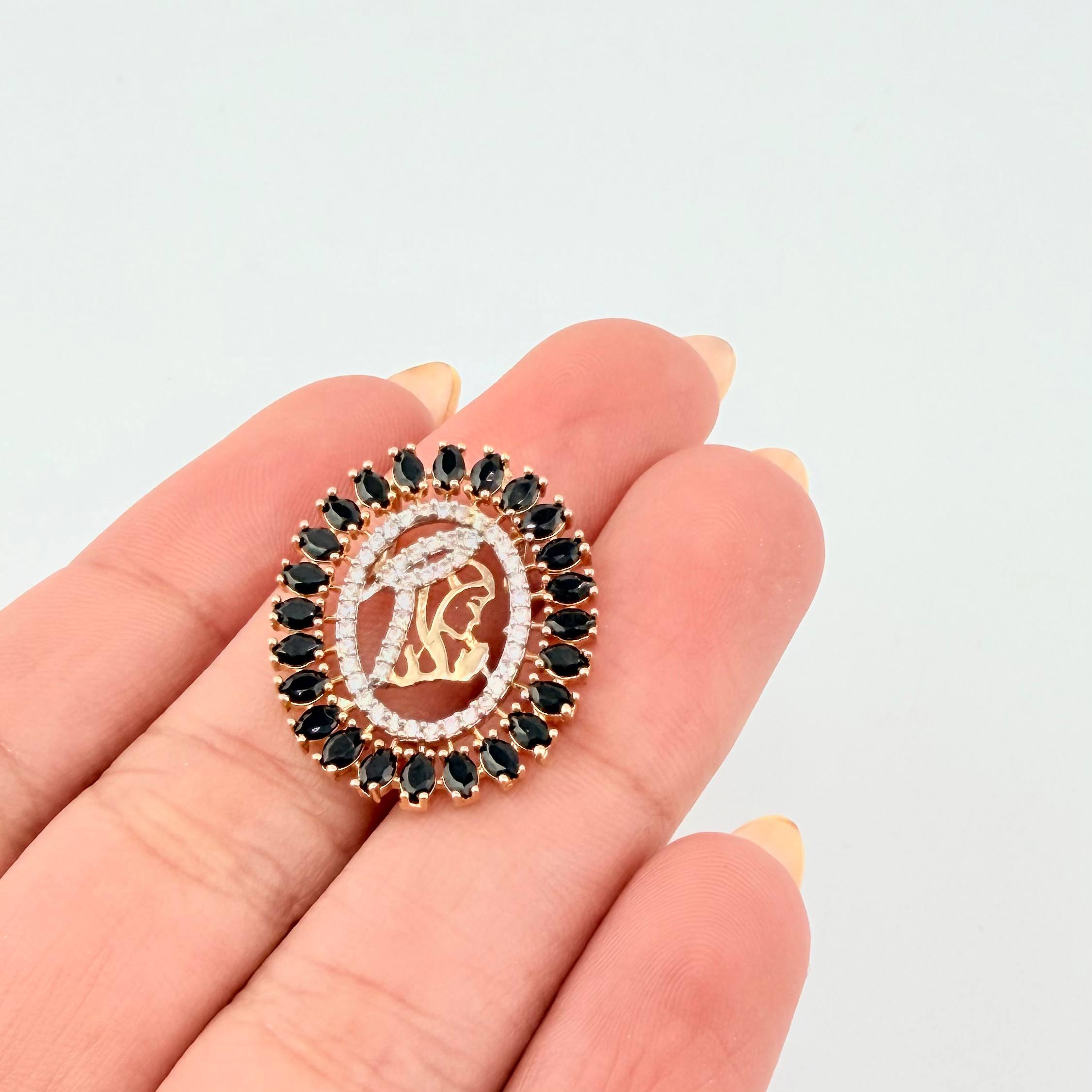 Dije Herraje Silueta Virgen Maria 2.8gr / 2.5cm / Oro Amarillo 18K