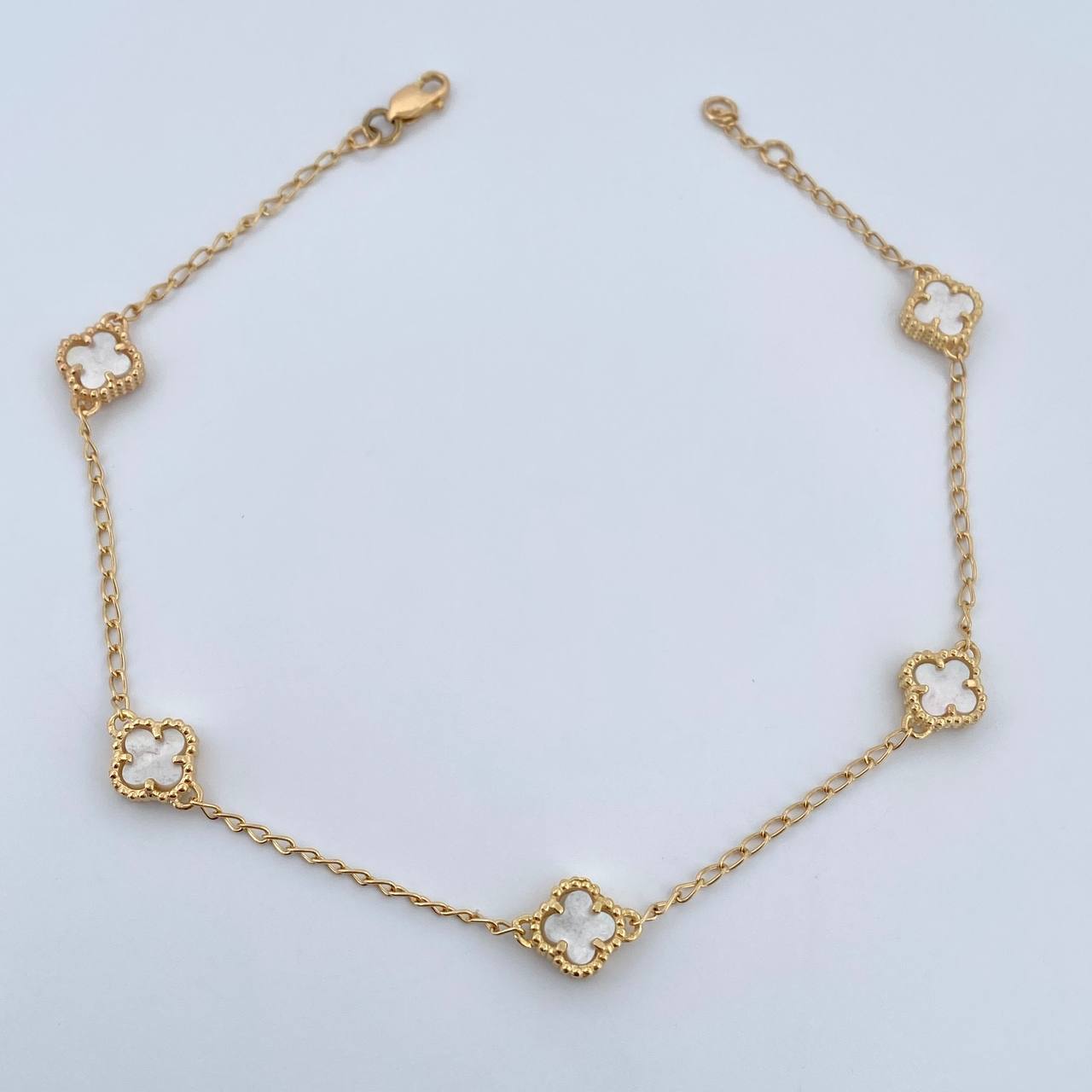 Tobillera Espiga Trebol Gradual 5.25gr / 23.5cm-24.7cm / 1.4mm Nacar Blanca Oro Amarillo Nac.Esp. 18K $