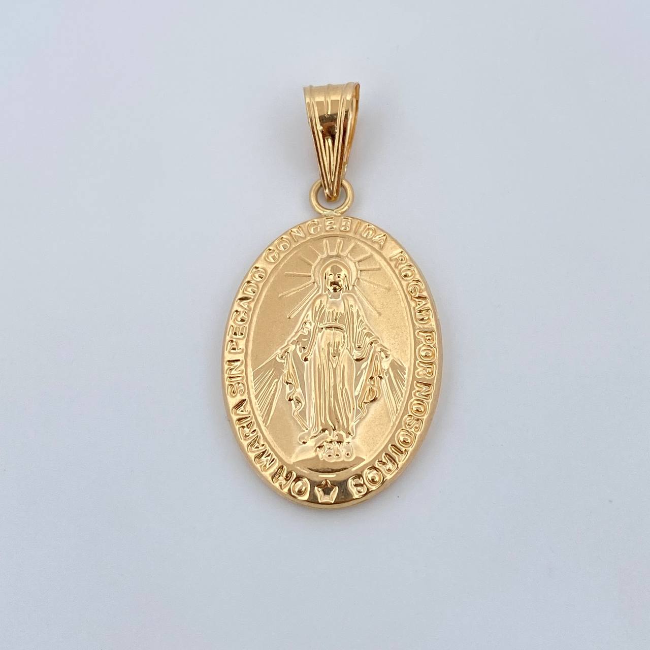 Dije Virgen Milagrosa 3.05gr / 4.1cm / Troquelado Oro Amarillo 18K &