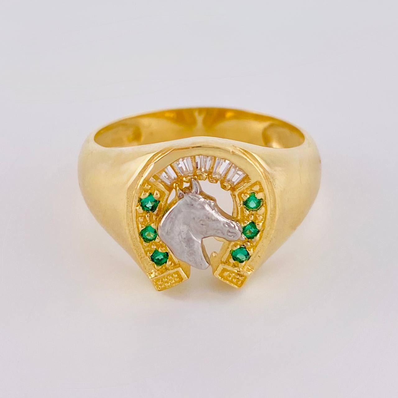 Anillo Herradura Caballo 5.95 g / T10 1/4 Dos Oros Amarillo Blanco 18K
