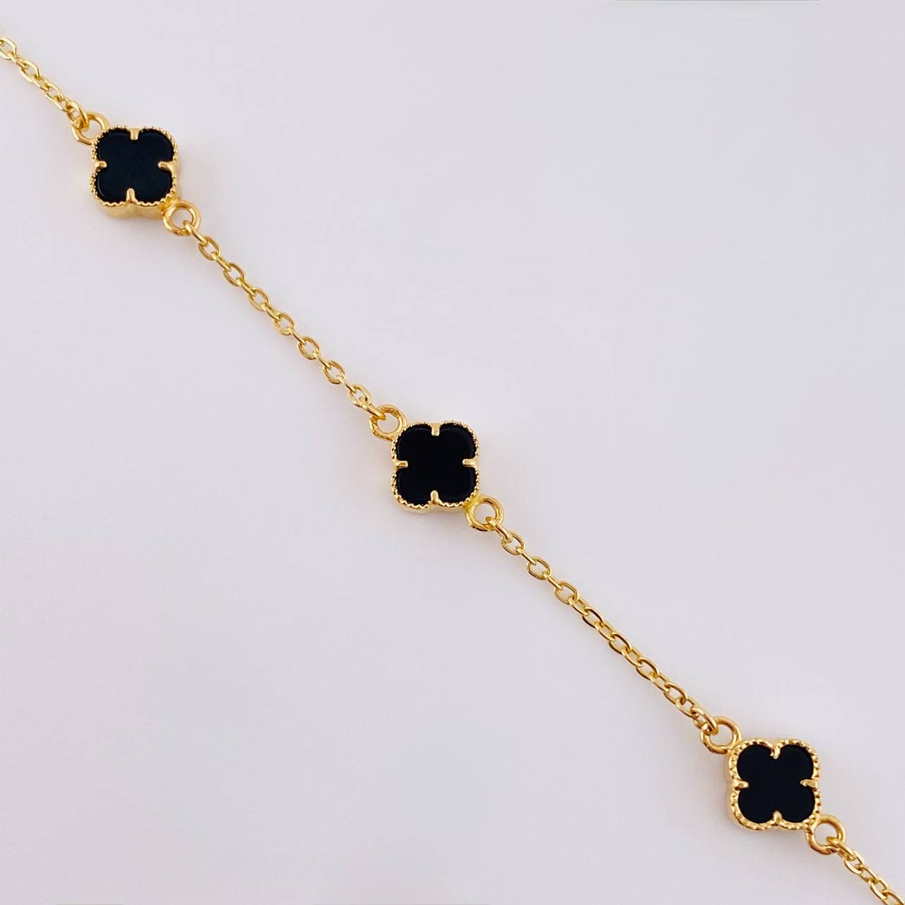 Pulso Modulable Trebol Onix Negro 2.7 g / 17.3 cm - 15.8 cm / 1.36 mm Oro Amarillo 18K