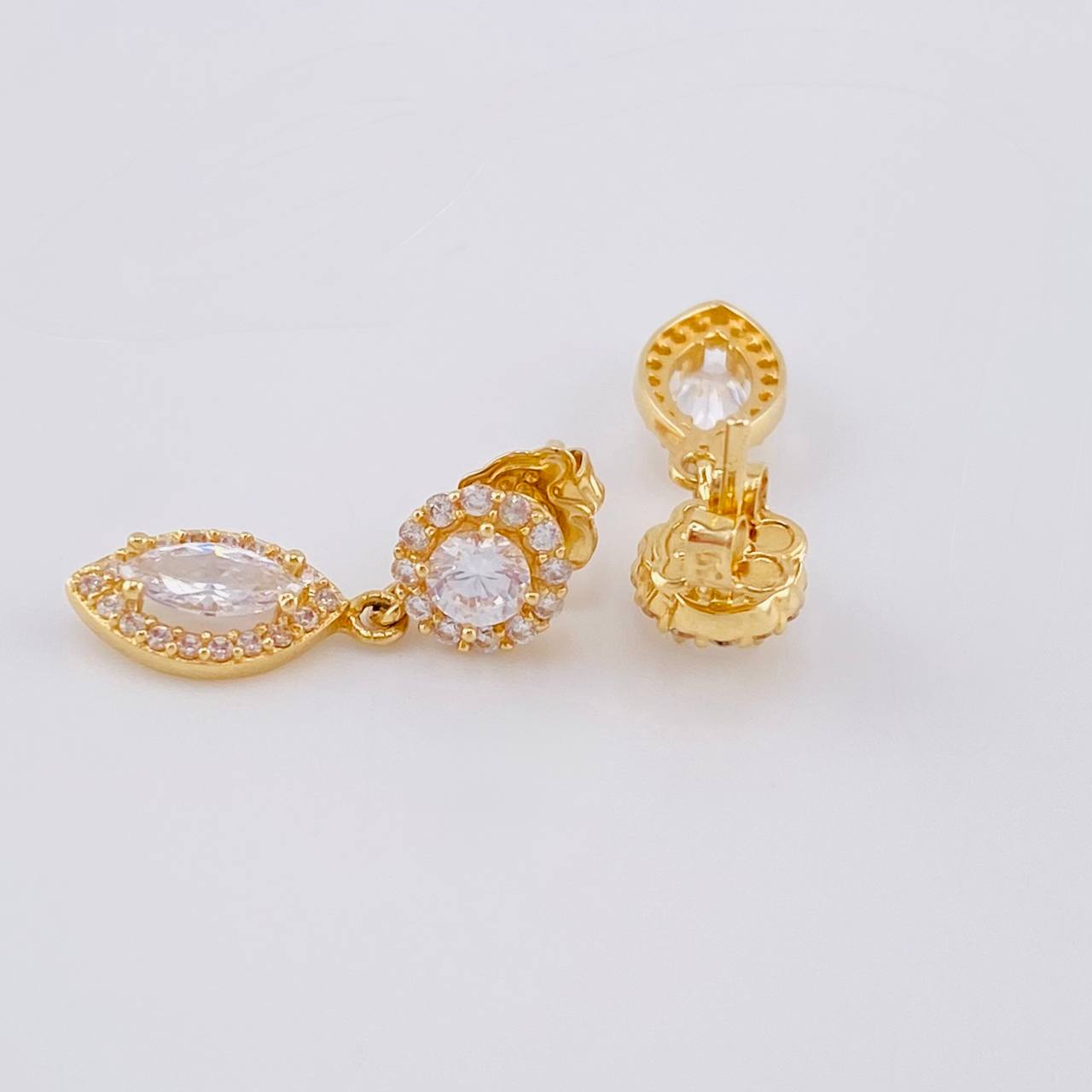 Topos Halo Largos 2.85 g / 2.1 cm Oro Amarillo 18K