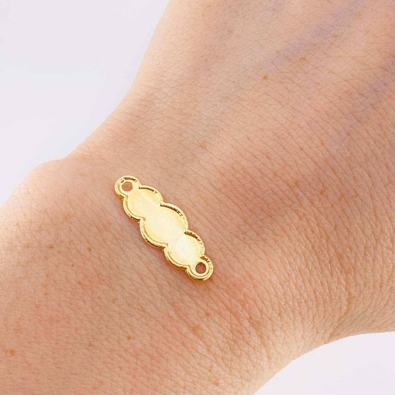 Herraje Placa Nube Bordeada 0.25 g / 2.2 cm Oro Amarillo 18K