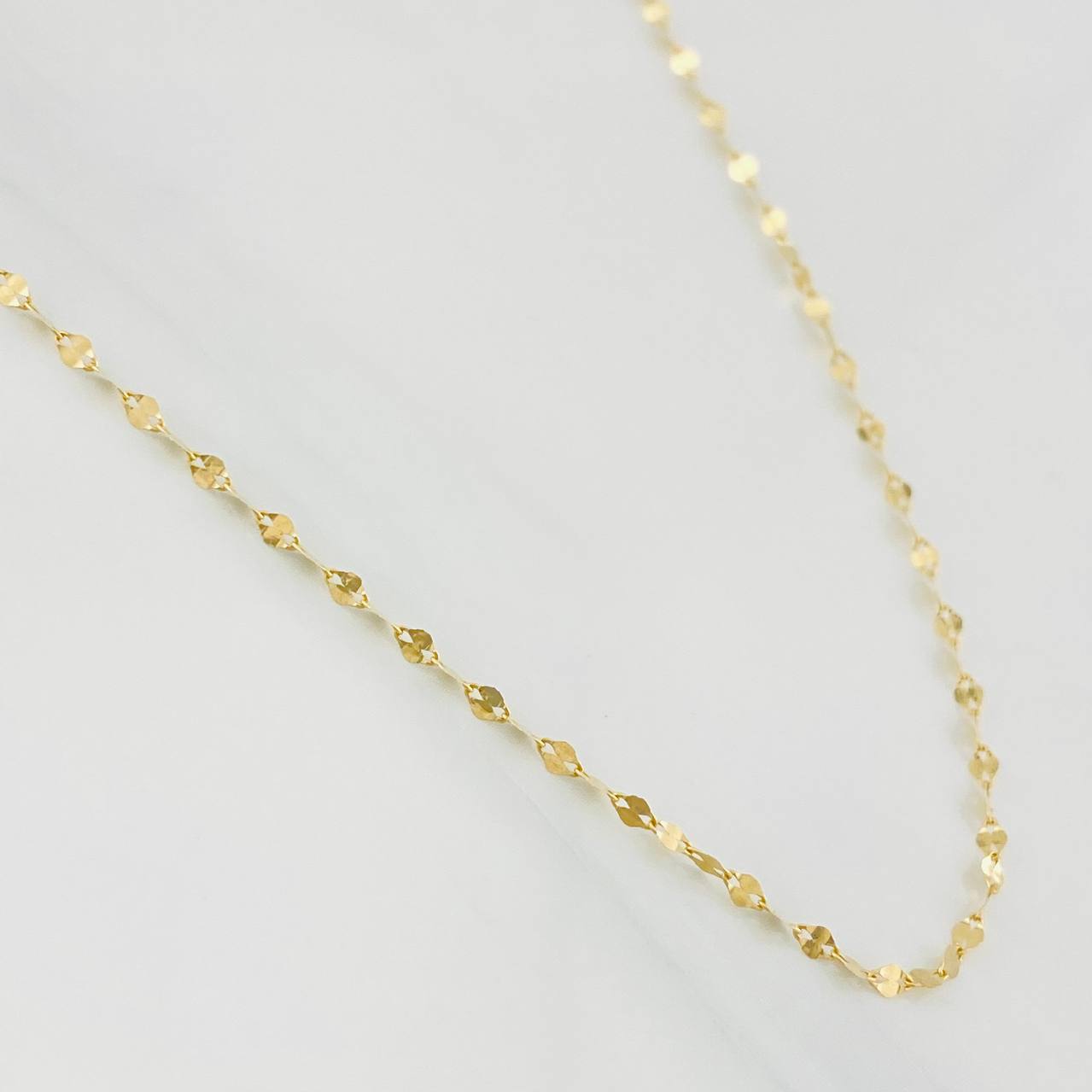 Cadena Aro Seguido 0.75g / 45cm / 1.56mm Oro Amarillo 18K