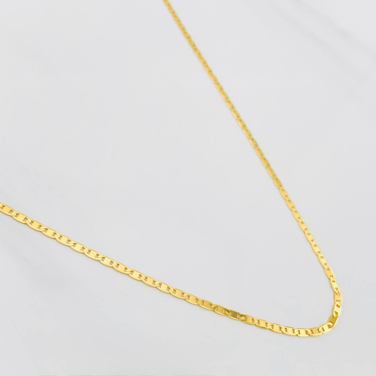 Cadena Escalera Seguida 2.45g / 45cm / 1.57mm Oro Amarillo 18K