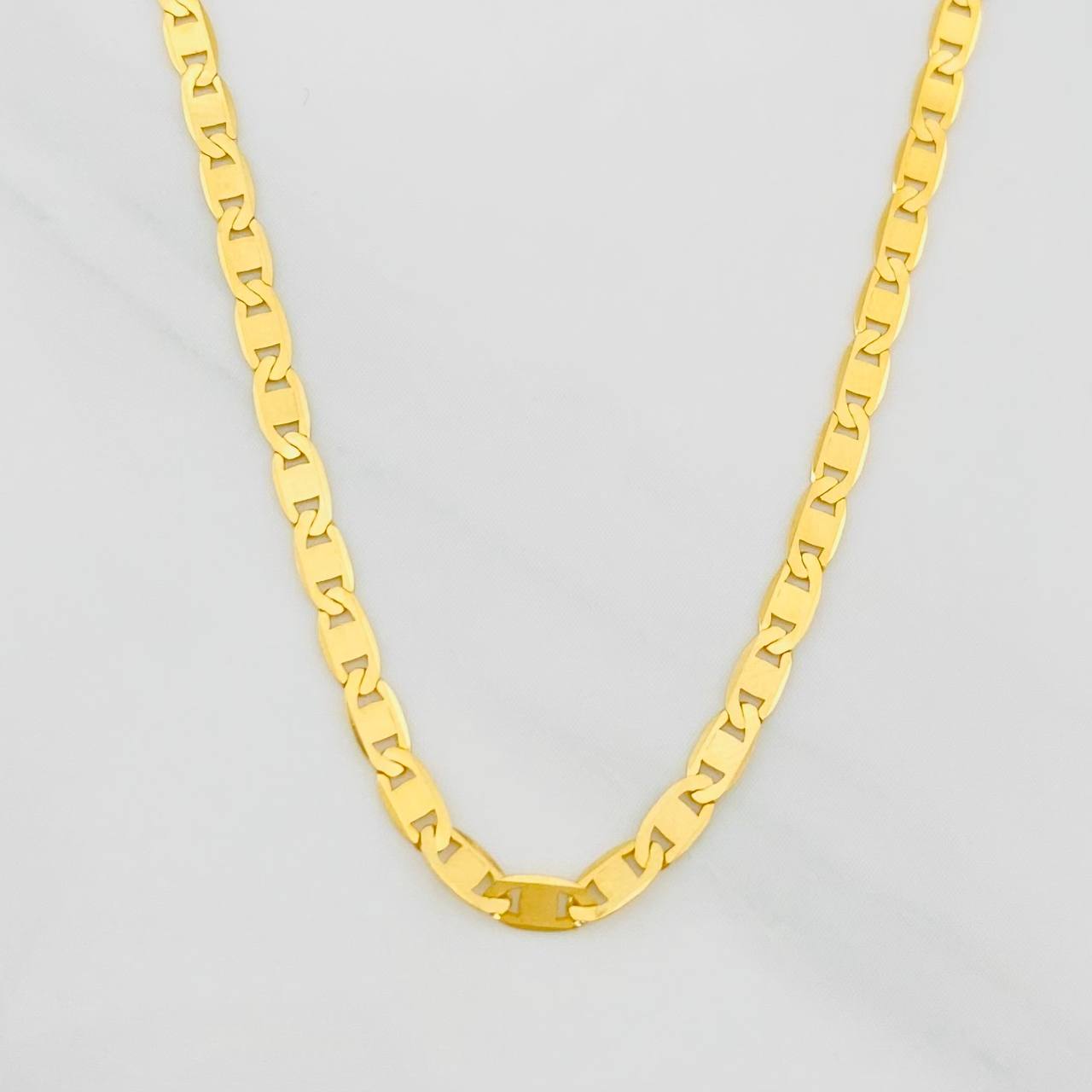 Cadena Escalera Plana 3.65g / 45cm / 2.16mm Oro Amarillo 18K