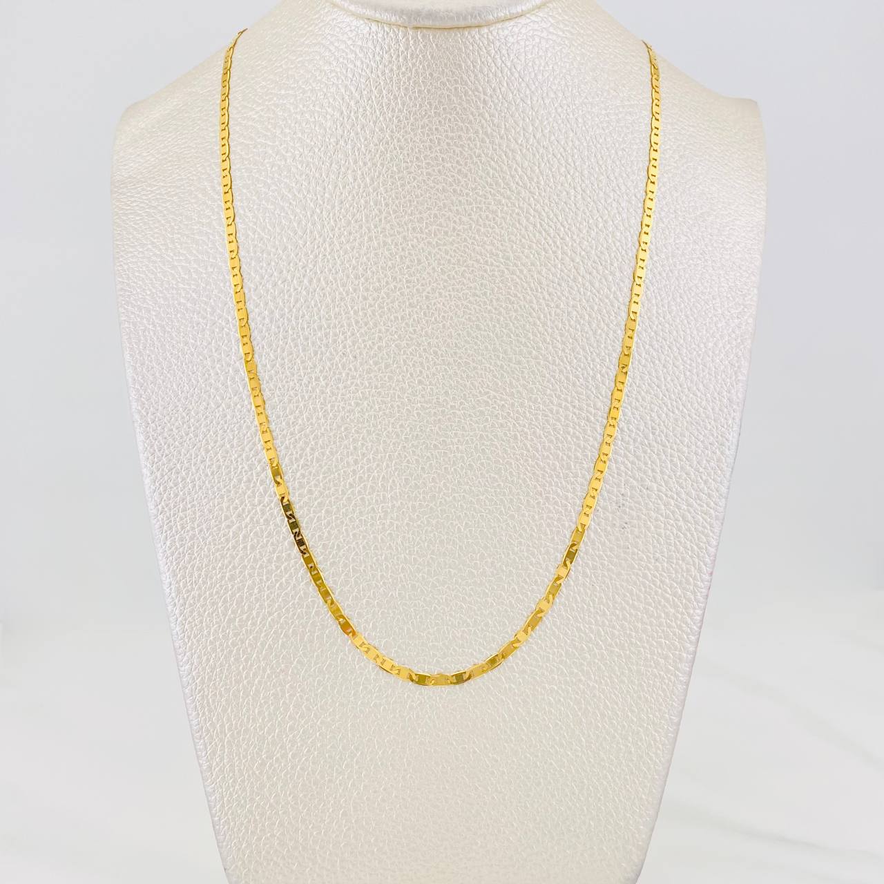 Cadena Escalera Plana 3.65g / 45cm / 2.16mm Oro Amarillo 18K