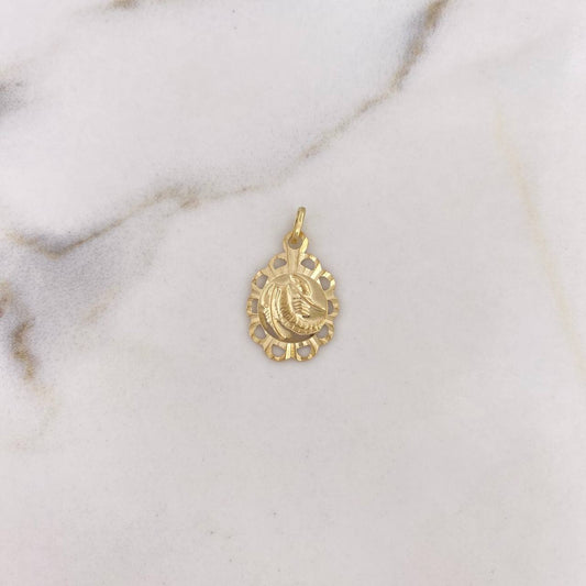 Dije Medalla 0.85gr / 2.1cm / Diamantada Oro Amarillo 18K $