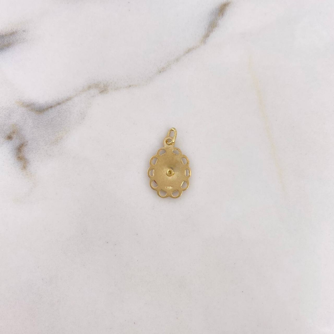 Dije Medalla 0.85gr / 2.1cm / Diamantada Oro Amarillo 18K $