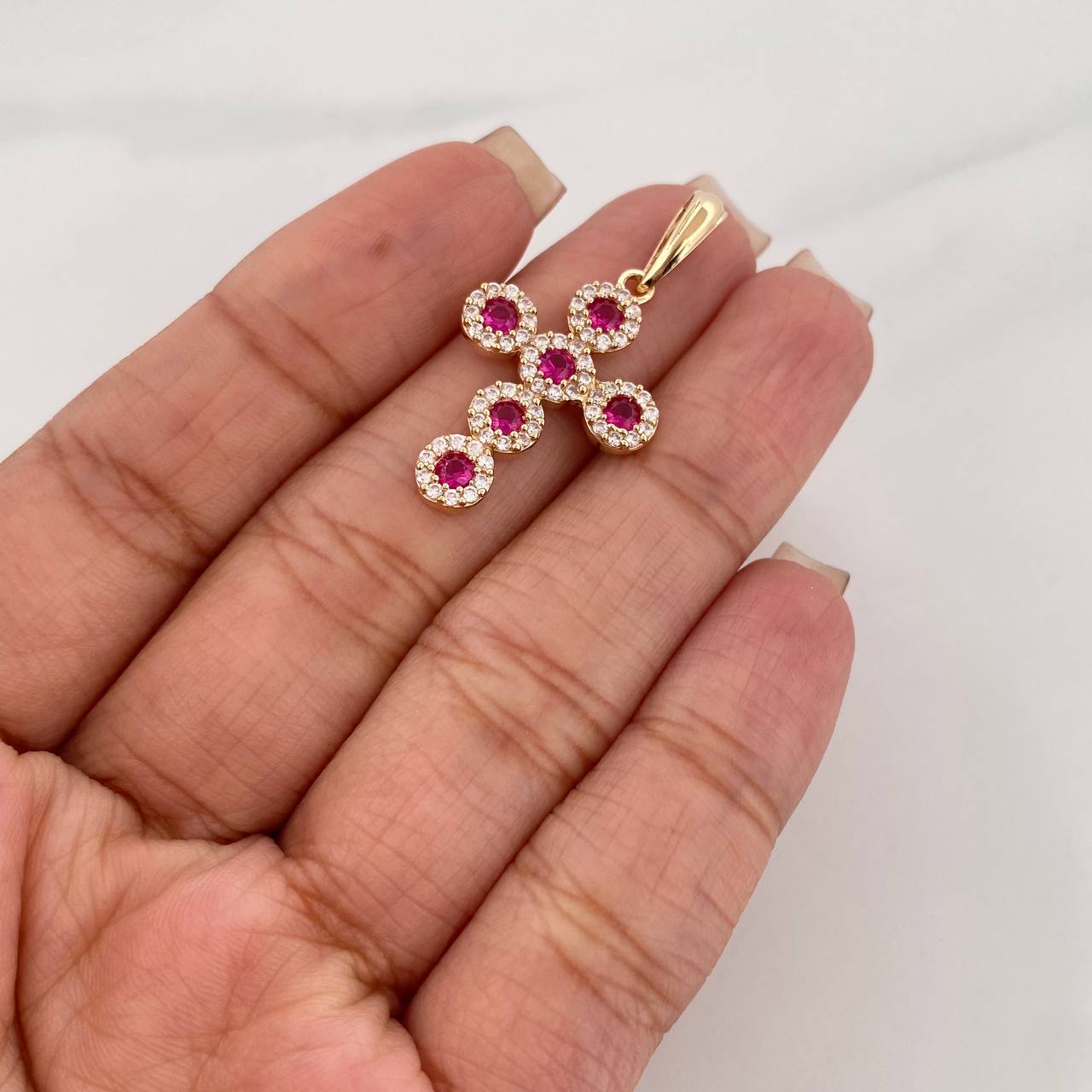 Dije Cruz Tupida 2.6 g / 3.3 cm Oro Amarillo 18K