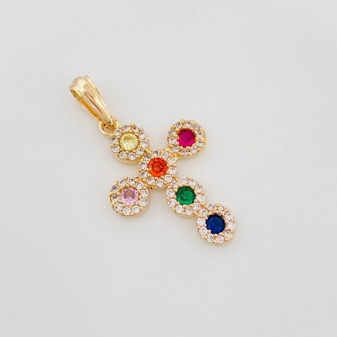 Dije Cruz Tupida 2.6 g / 3.3 cm Oro Amarillo 18K