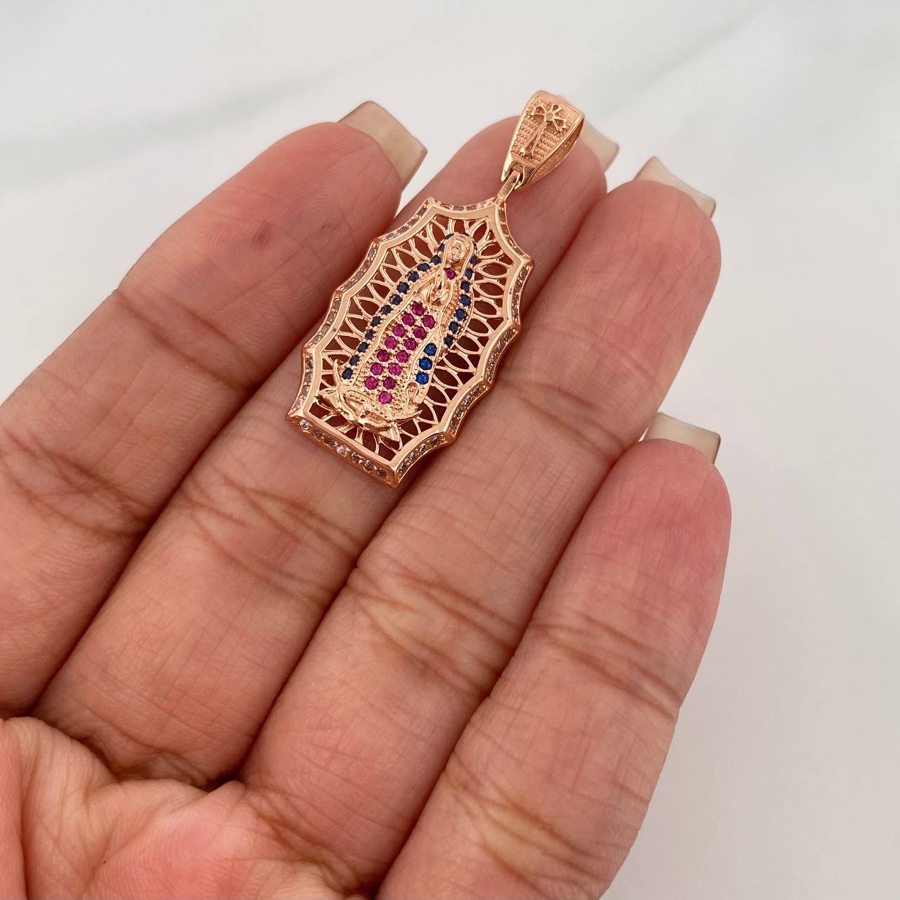 Dije Virgen Guadalupe 4.2 g / 3.8 cm Oro Rosa 18K