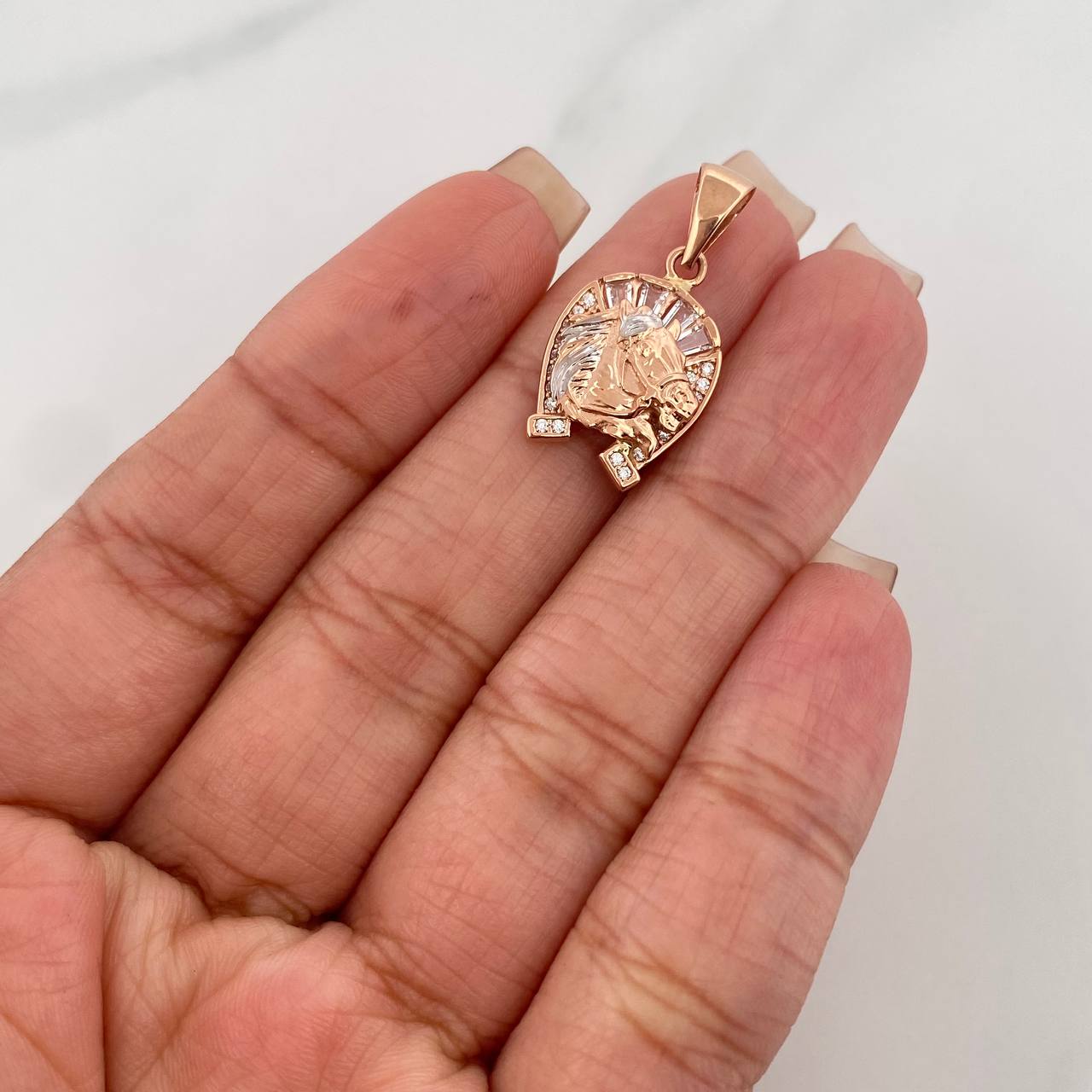 Dije Herradura Caballo 2.35 g / 2.5 cm Dos Oros Blanco Rosa 18K