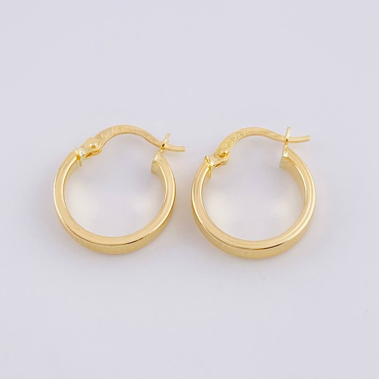 Candongas Maura 1.5g / 1.8cm Oro Amarillo 18K