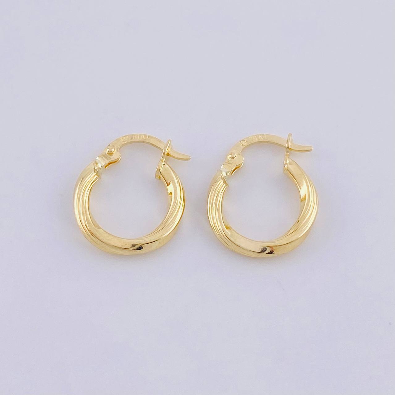 Candongas Juli 1.1g / 1.7cm Oro Amarillo 18K