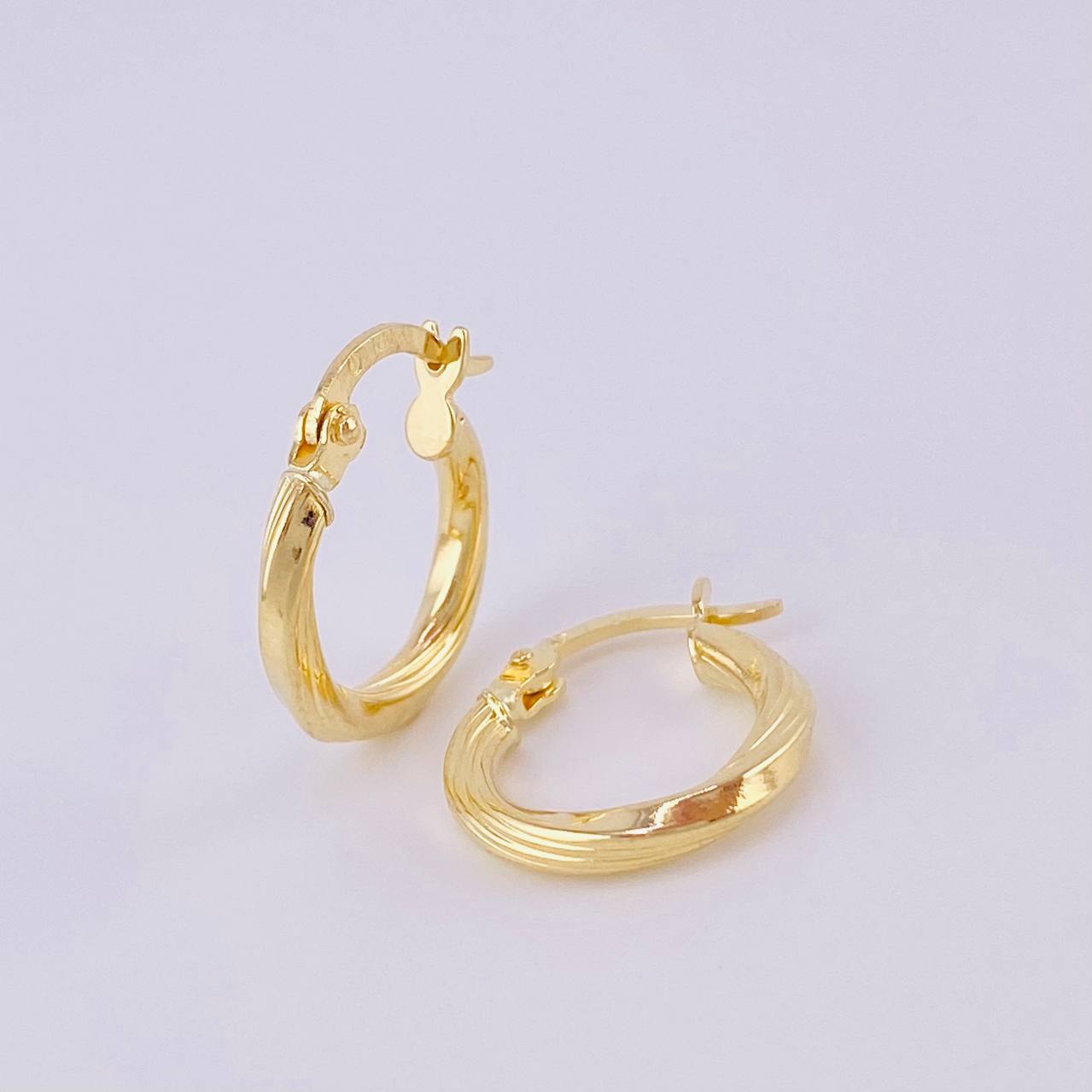 Candongas Juli 1.1g / 1.7cm Oro Amarillo 18K