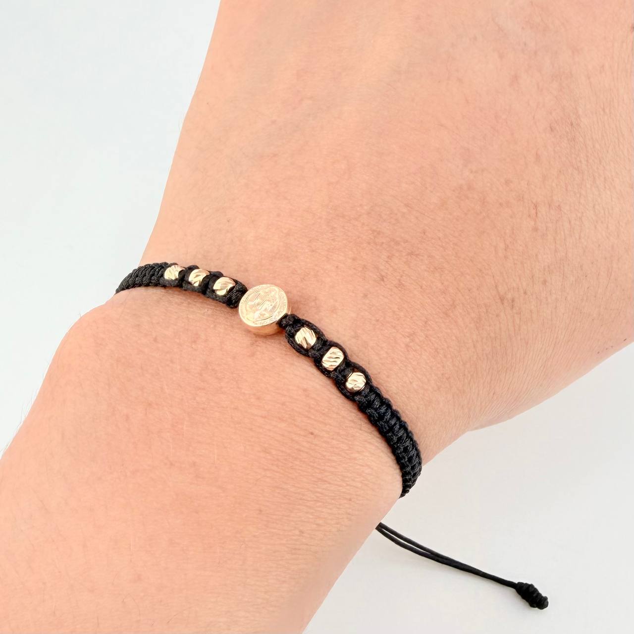 Pulsera Tejida Negra Herraje San Benito Bolas Diamantadas 3Mm / 6 Und Oro Amarillo 18K