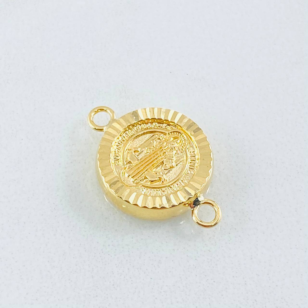 Herraje San Benito 1.1gr / 1.9cm / Oro Amarillo 18K