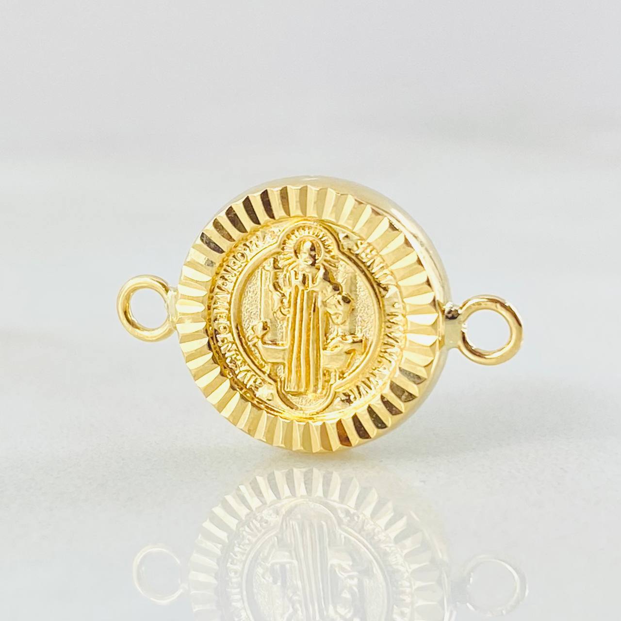 Herraje San Benito 1.1gr / 1.9cm / Oro Amarillo 18K
