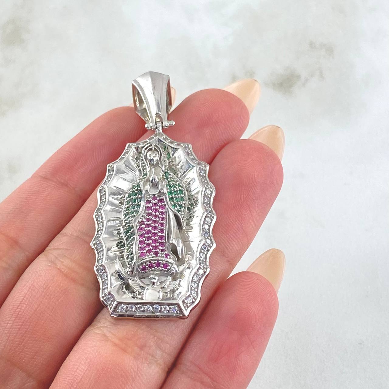 Dije Virgen Guadalupe 15.15gr / 5.3cm / Oro Blanco 18K